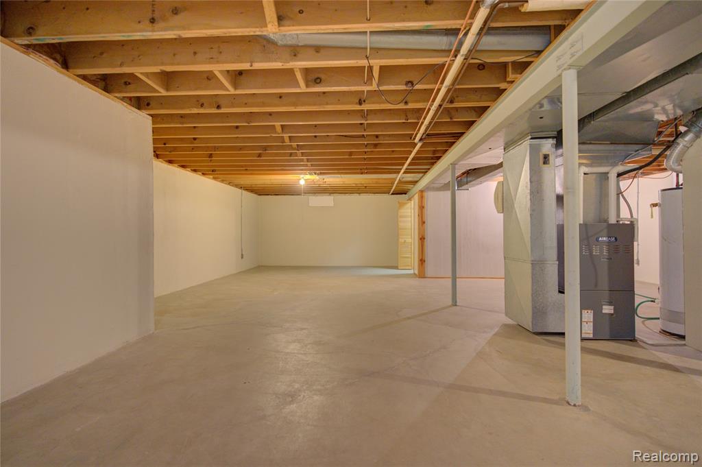 9268 La Spezia Drive, Davison, MI 48423 — Photo 31