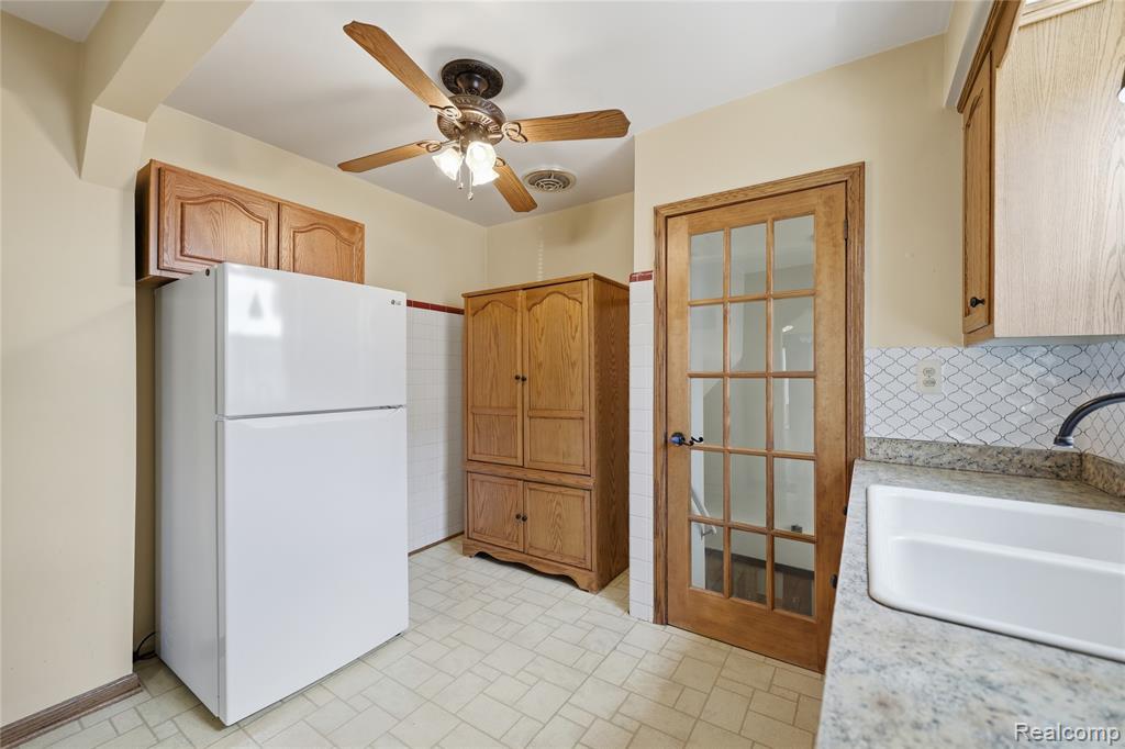 19029 Florian Street, Roseville, MI 48066 — Photo 15