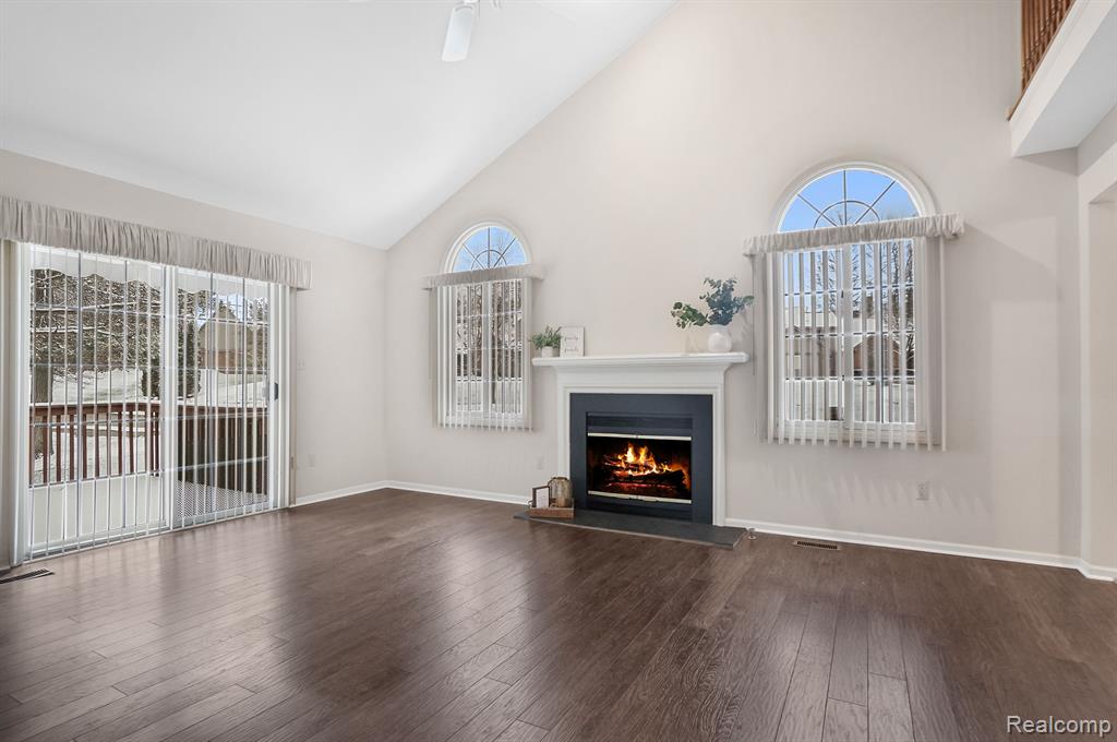 1000 PINEWOOD, Brighton, MI 48116 — Photo 10