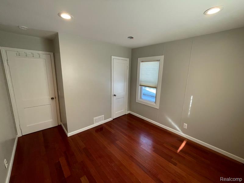 1240 WAGNER Avenue, Bloomfield Hills, MI, 48302