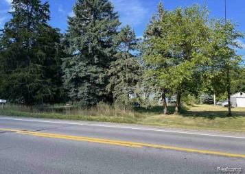 4458 S M 52, Owosso, MI 48867 — Photo 2