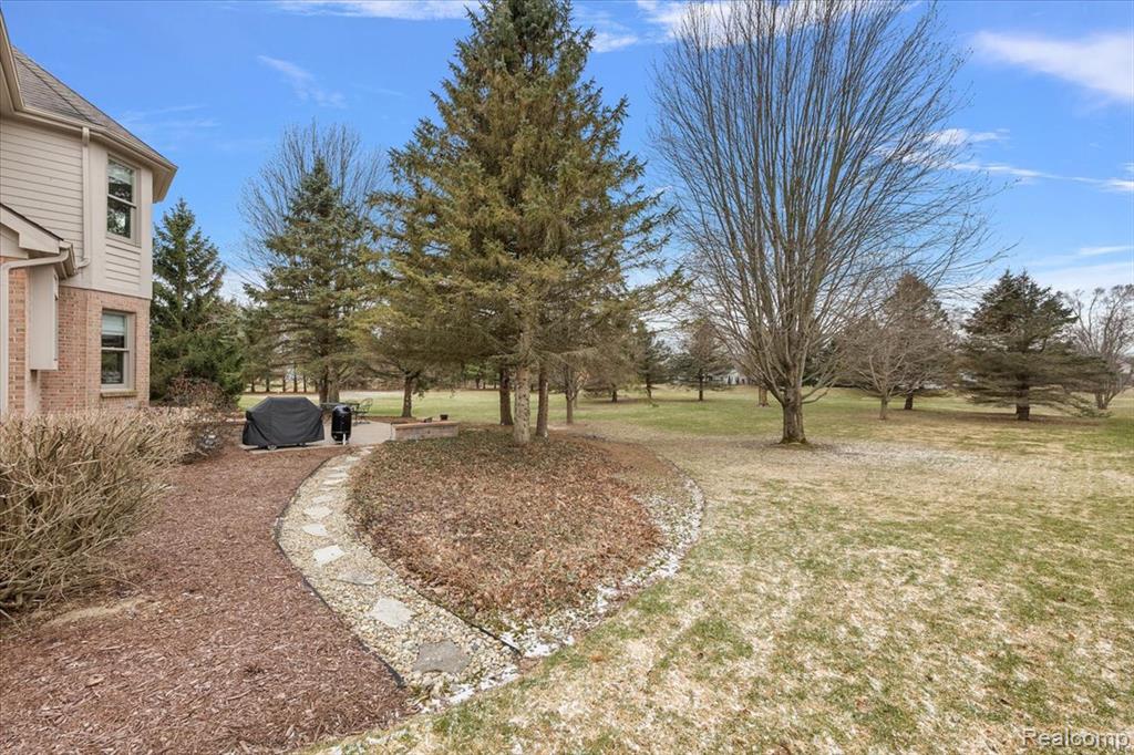 8446 S Shore Drive, Clarkston, MI 48348 — Photo 48