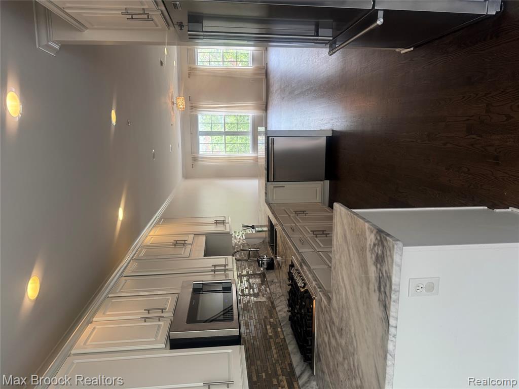 537 Graten Street, Birmingham, MI 48009 — Photo 4