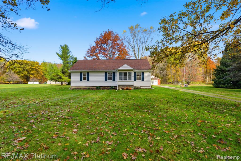 5315 E Allen Road, Webberville, MI 48892 — Photo 17