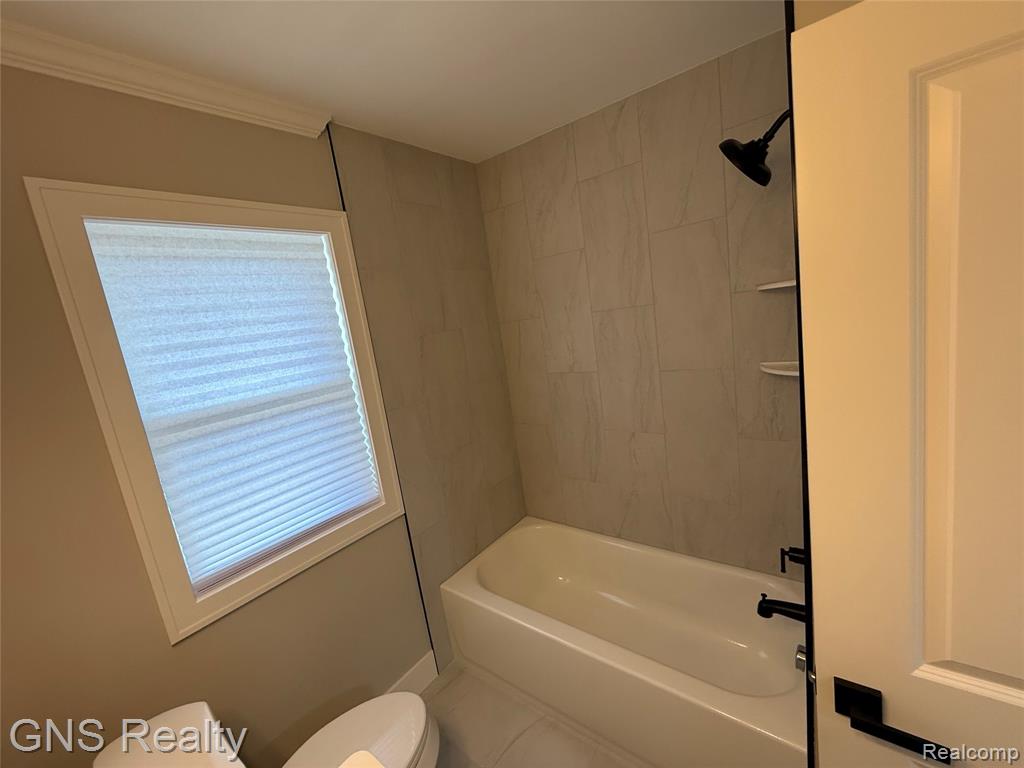 1143 E Harwood Avenue, Madison Heights, MI 48071 — Photo 17