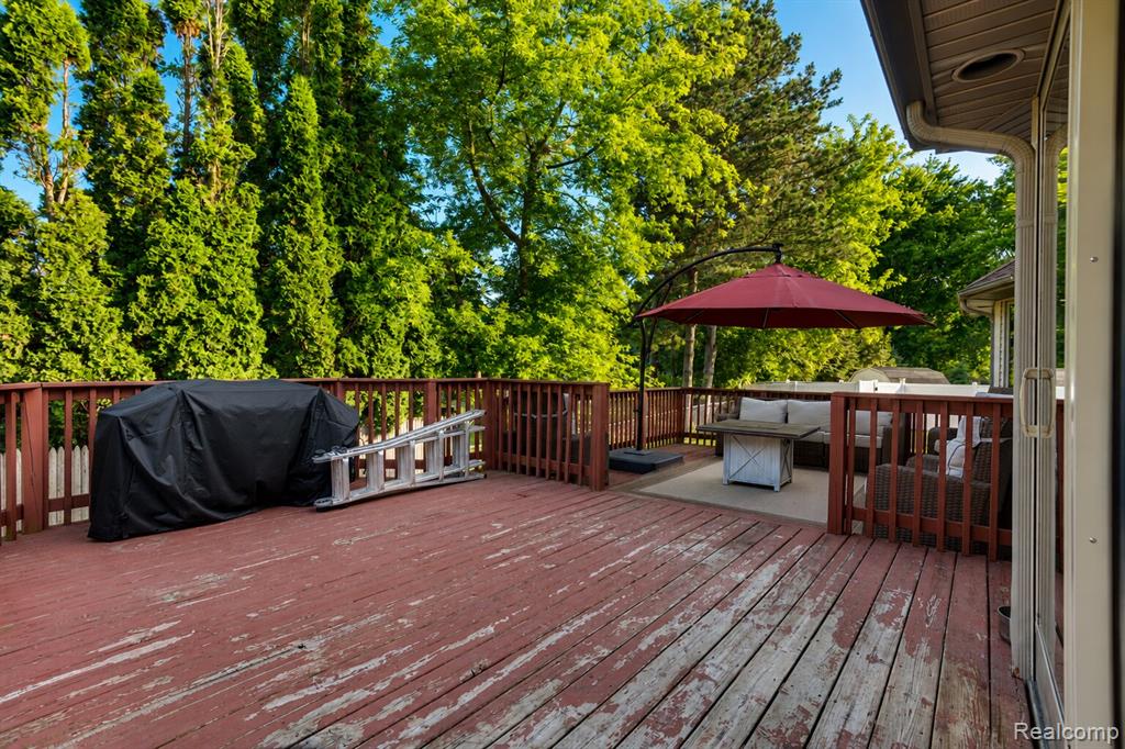 545 Karla Lane, Marysville, MI 48040 — Photo 38