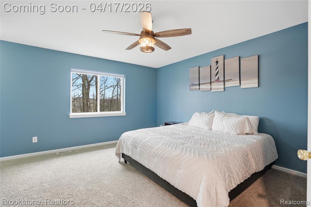 569 Cove View Drive, Waterford, MI 48327 — Photo 22