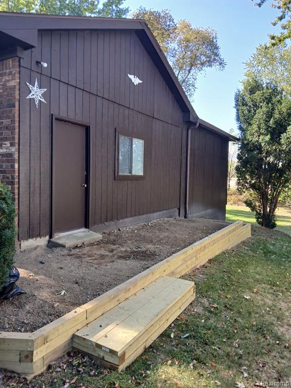 334 W Winds Drive, Almont, MI 48003 — Photo 3