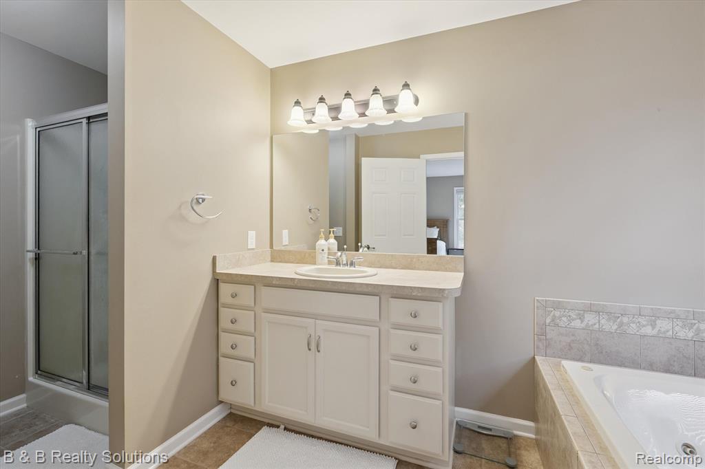 5782 Deer Meadow Trail, North Branch, MI 48461 — Photo 38