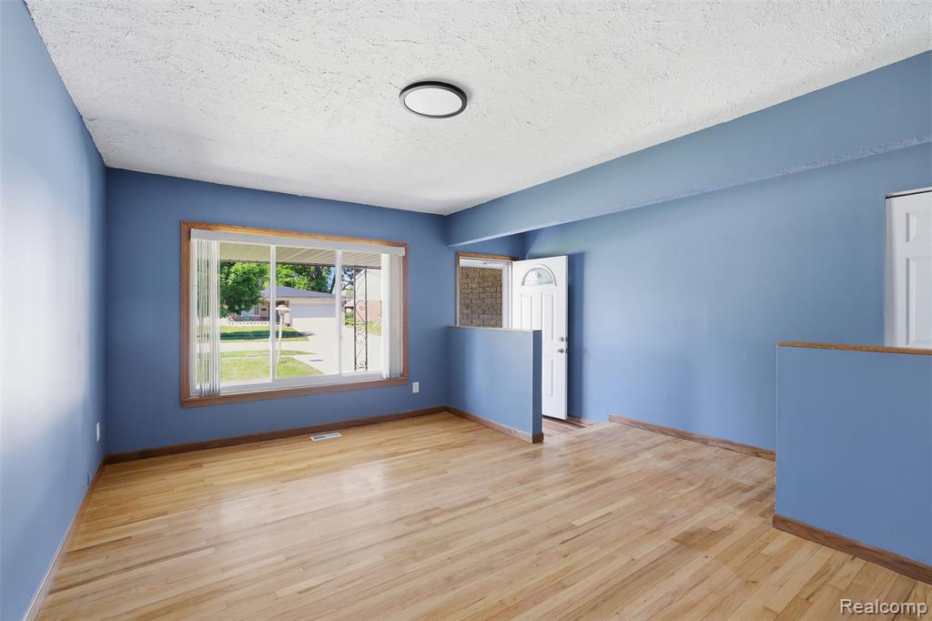 3418 Winterfield Drive, Warren, MI 48092 — Photo 7
