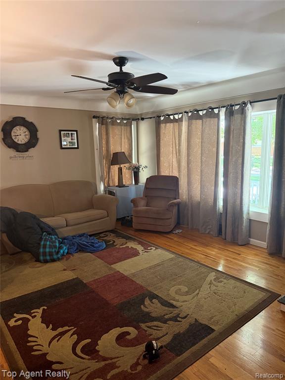 8774 Shannon Drive, Sterling Heights, MI 48314 — Photo 3