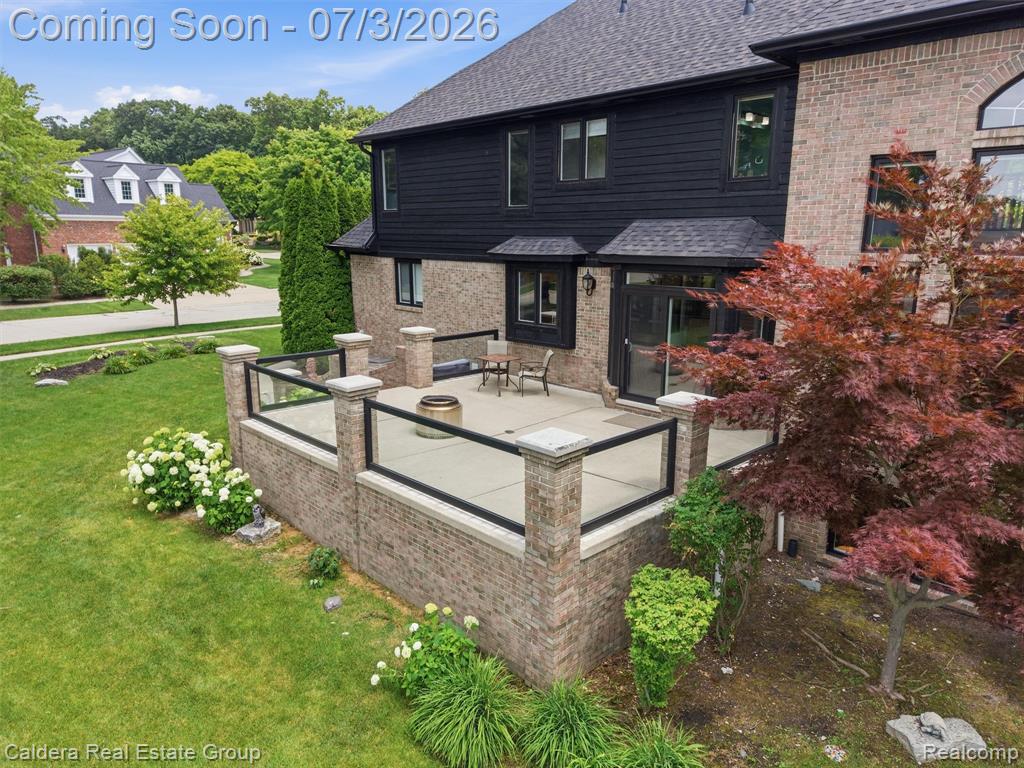 56015 Parkview Drive, Utica, MI 48316 — Photo 9