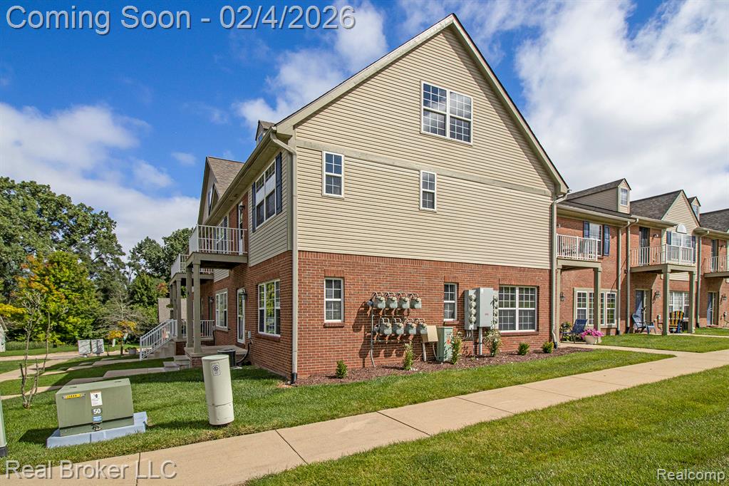 2074 Cloverly Lane, Ann Arbor, MI 48108 — Photo 17