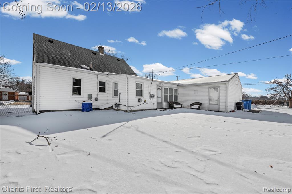 4196 Clippert Street, Dearborn Heights, MI 48125 — Photo 7
