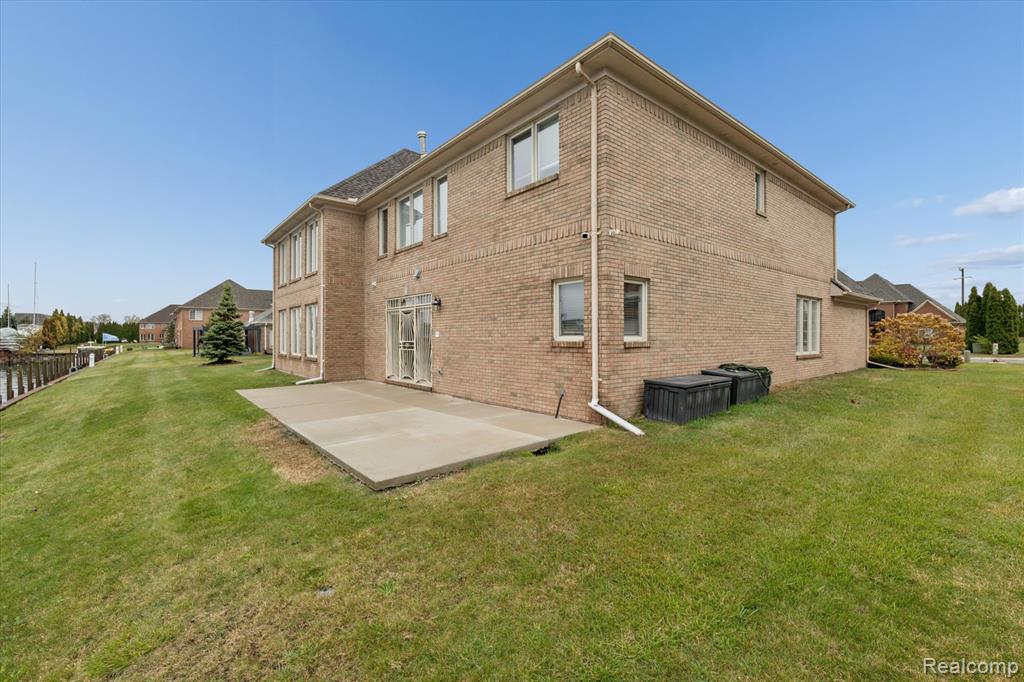 74 SAND BAR Lane, Detroit, MI 48214 — Photo 46