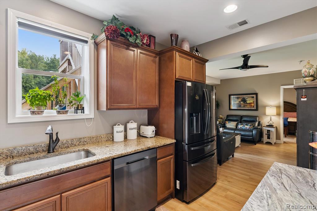 441 W Dryden Road, Metamora, MI 48455 — Photo 49