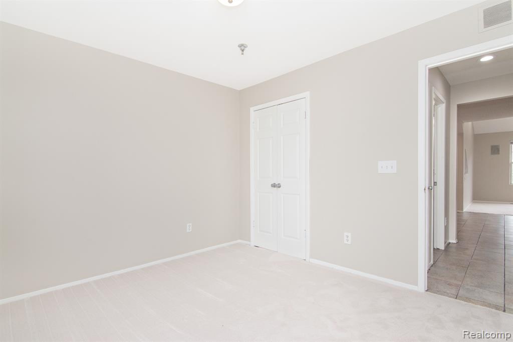 23250 POPLAR Drive, Southfield, MI 48075 — Photo 27