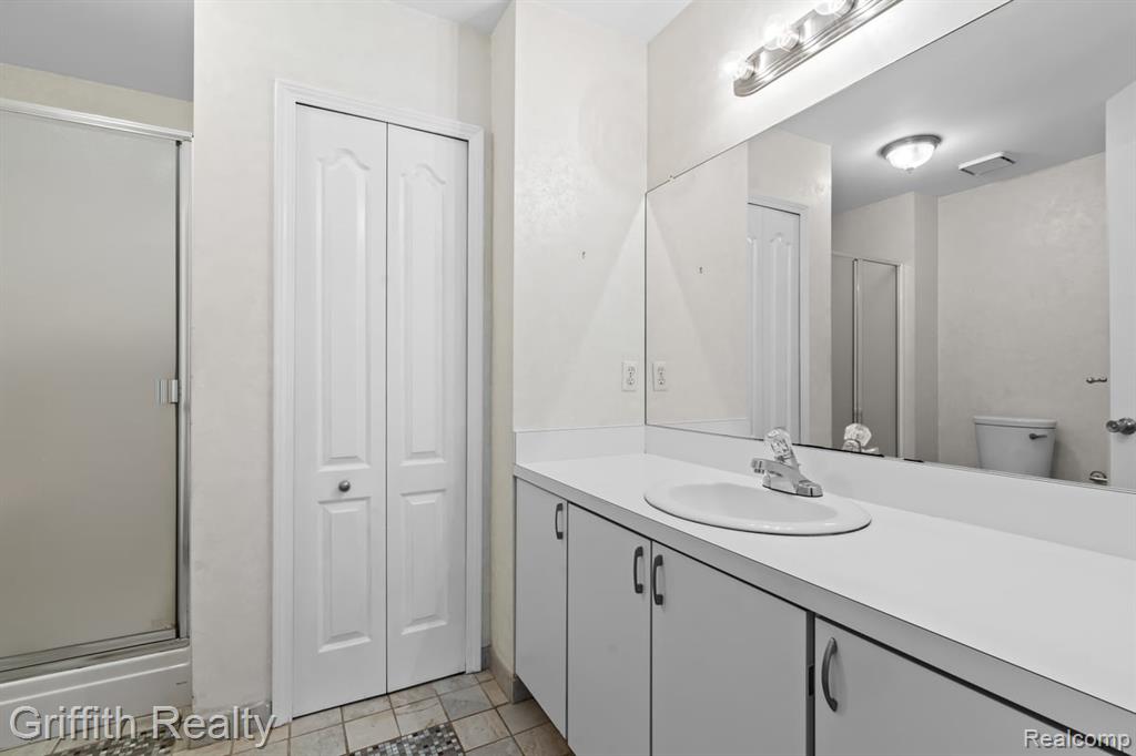 762 Elm Court, Wixom, MI 48393 — Photo 18
