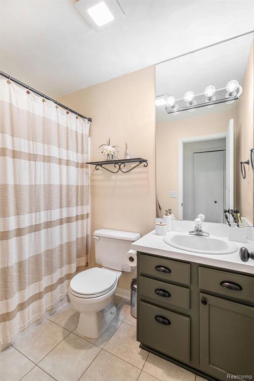 6414 Stonehearth Pass, Grand Blanc, MI 48439 — Photo 18