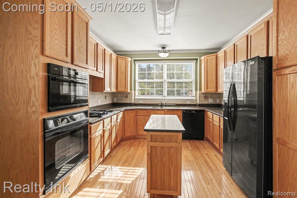 2745 Signature Circle, Pinckney, MI 48169 — Photo 6