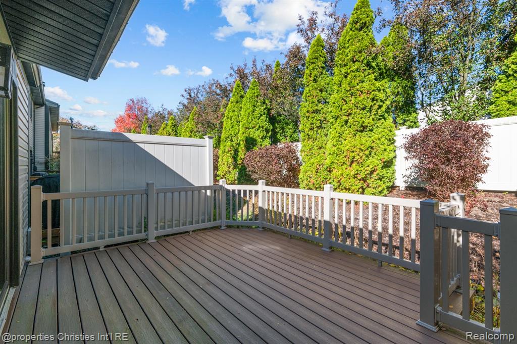 958 New Haven Court, Northville, MI 48167 — Photo 6