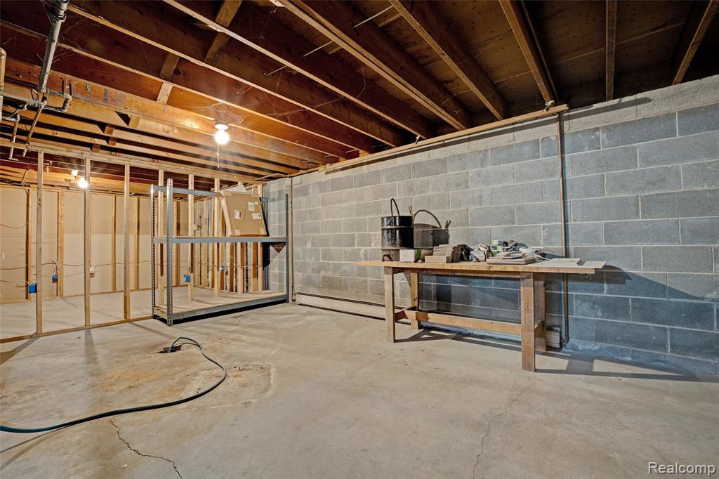 300 Sherman Court, Ortonville, MI 48462 — Photo 49