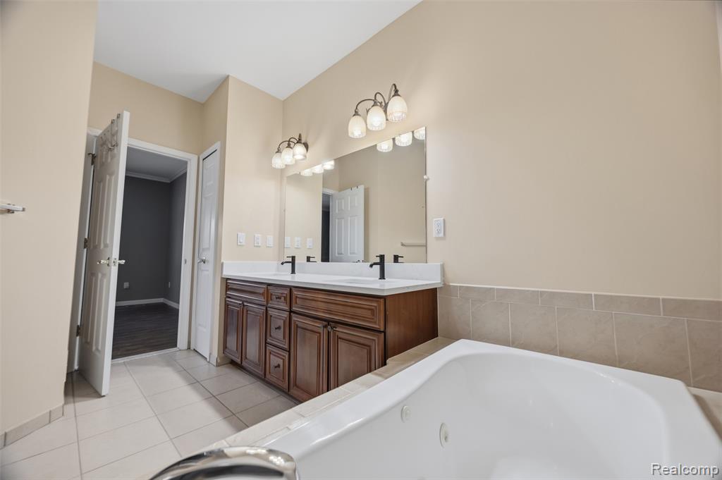 4080 Forest Bridge Drive, Canton, MI 48188 — Photo 30