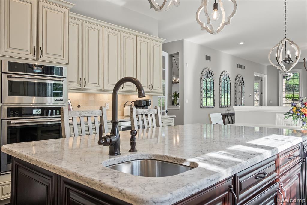 2482 Highland Drive, Ann Arbor, MI 48105 — Photo 20