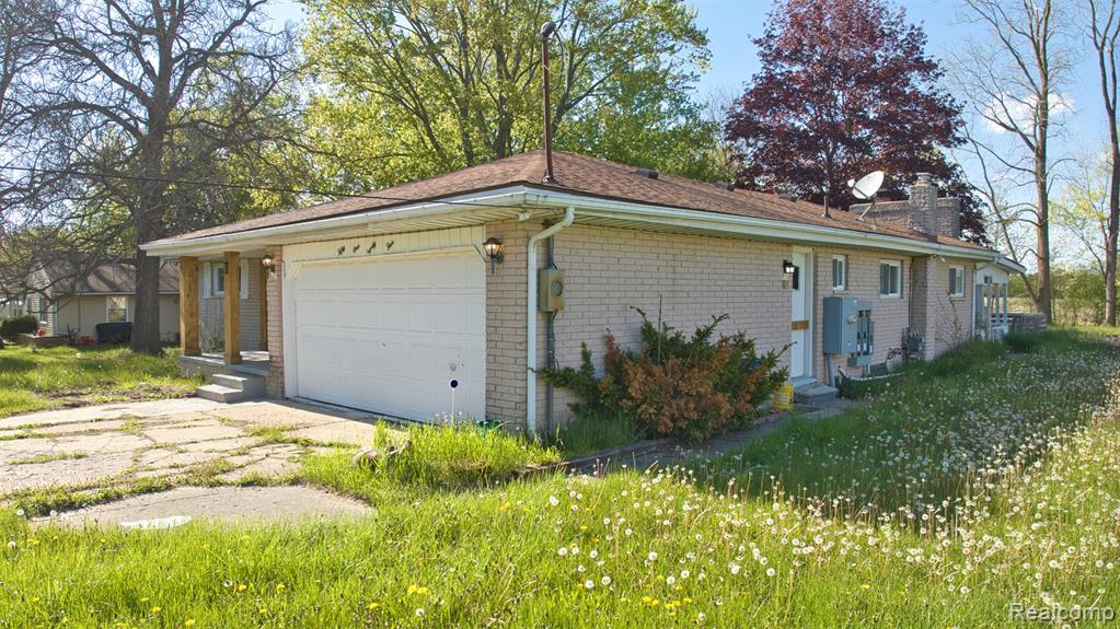 5145 E Mount Morris Road, Mount Morris, MI 48458 — Photo 5