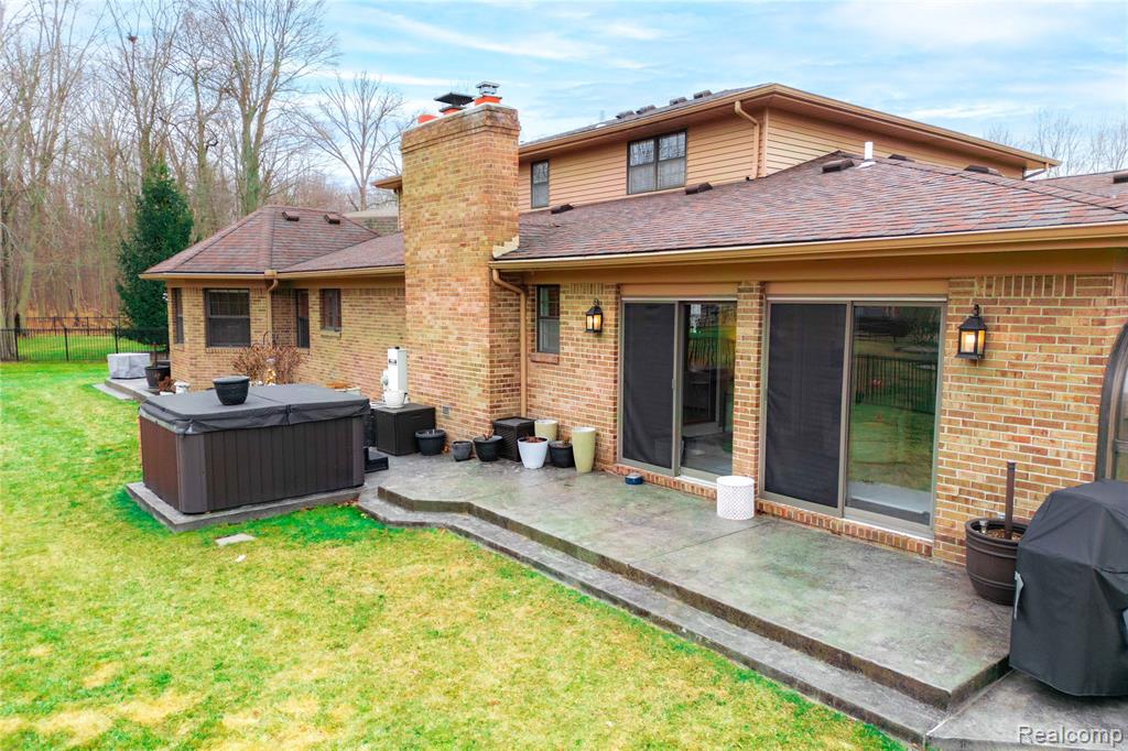 26029 Waterbury Way, Grosse Ile, MI 48138 — Photo 48
