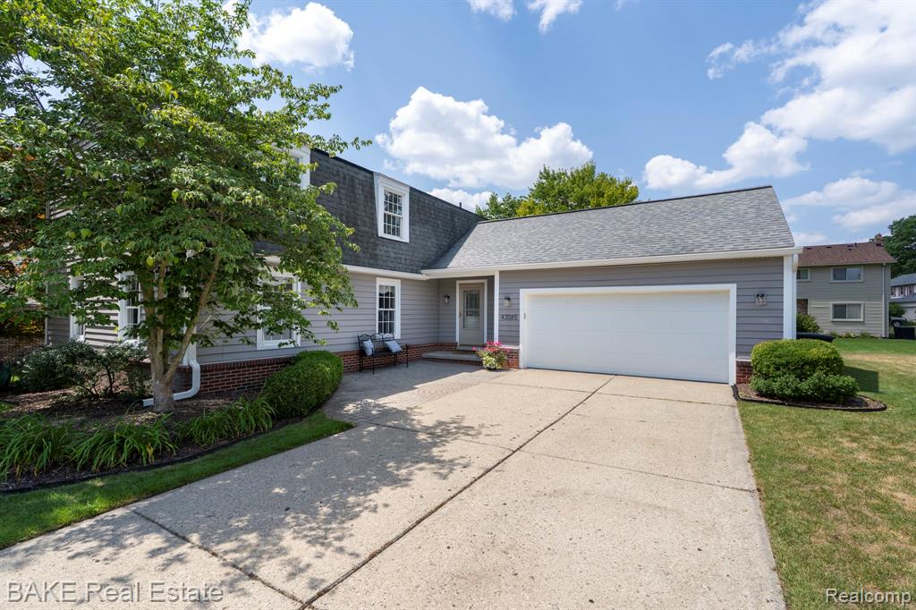 43085 Whisper Court, Northville, MI 48168 — Photo 50