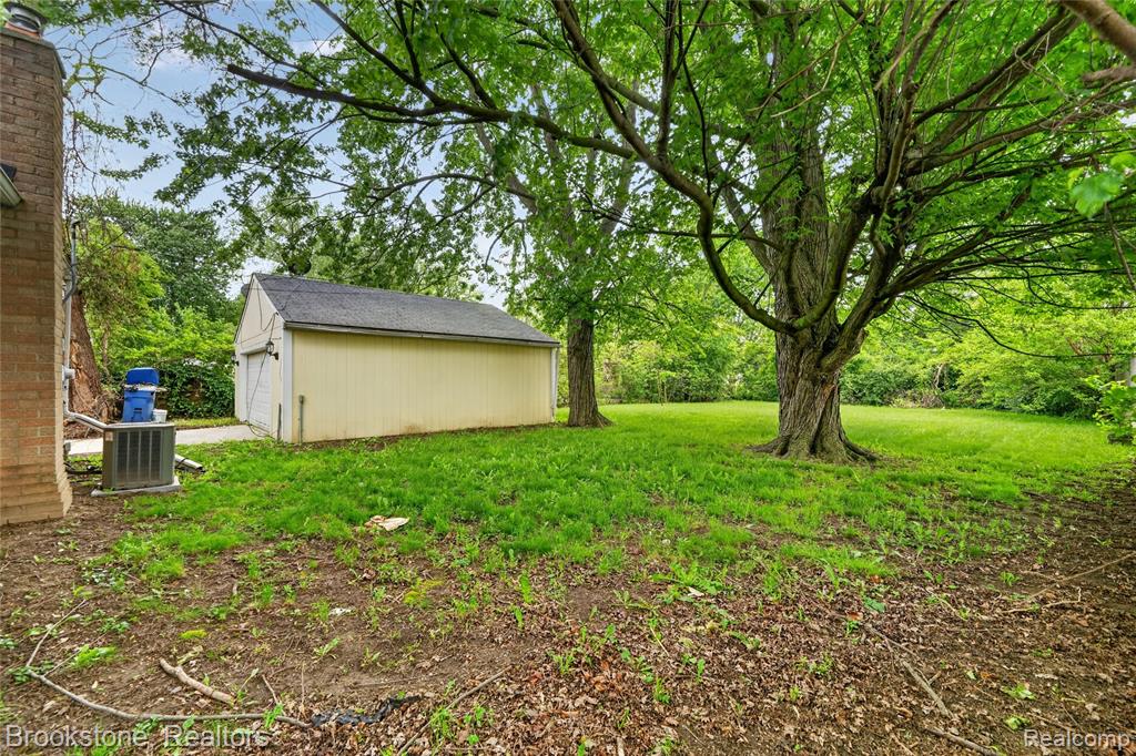 24915 Tallman Avenue, Warren, MI 48089 — Photo 35