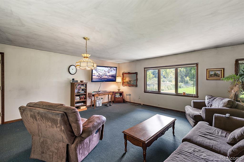 6152 GOLF CLUB Road, Howell, MI 48843 — Photo 27