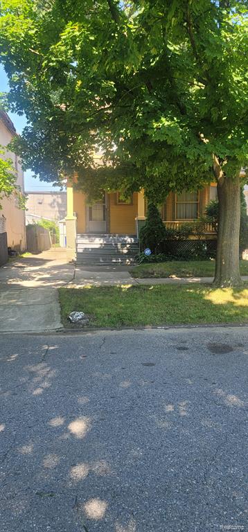 3238 HELEN Street, Detroit, MI 48207 — Photo 2