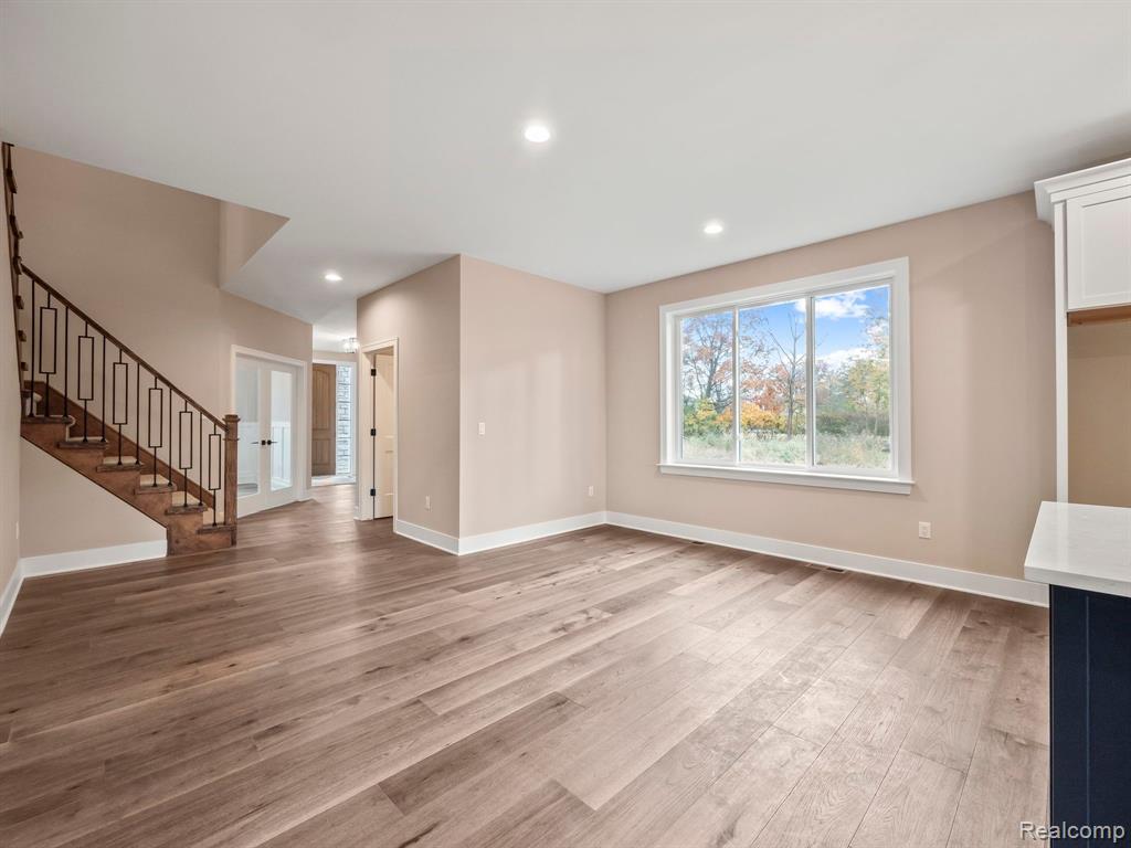 929 KIMBERLY Court, Troy, MI 48098 — Photo 10