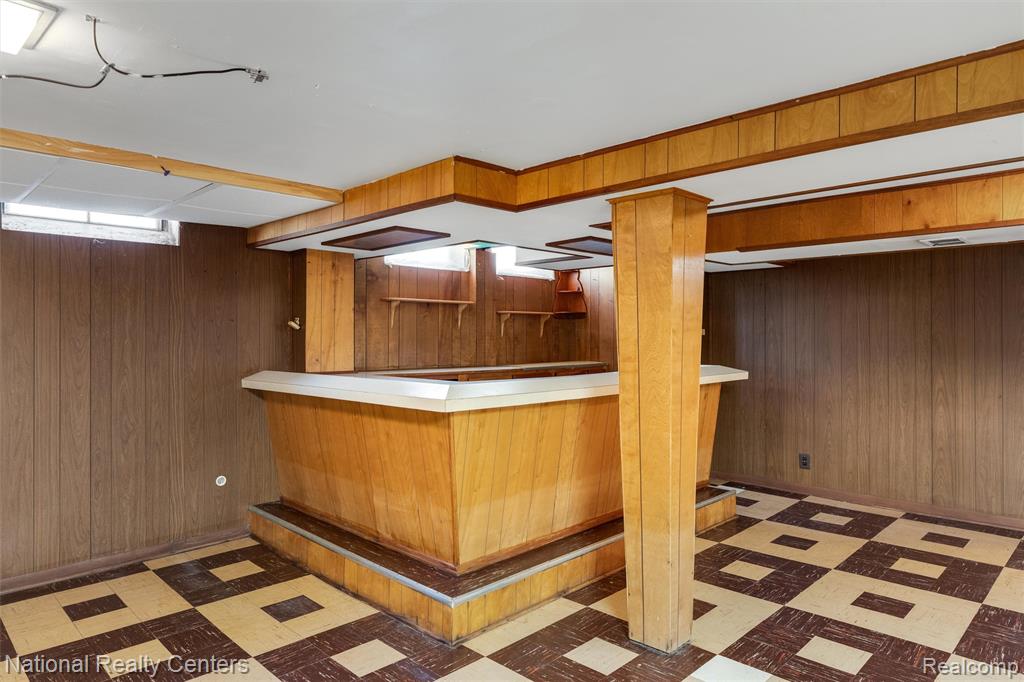 822 Bernie Lane, Madison Heights, MI 48071 — Photo 20