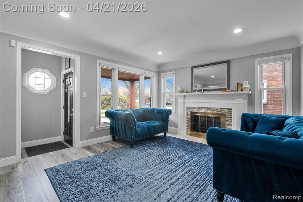 611 Highview Street, Dearborn, MI 48128 — Photo 9