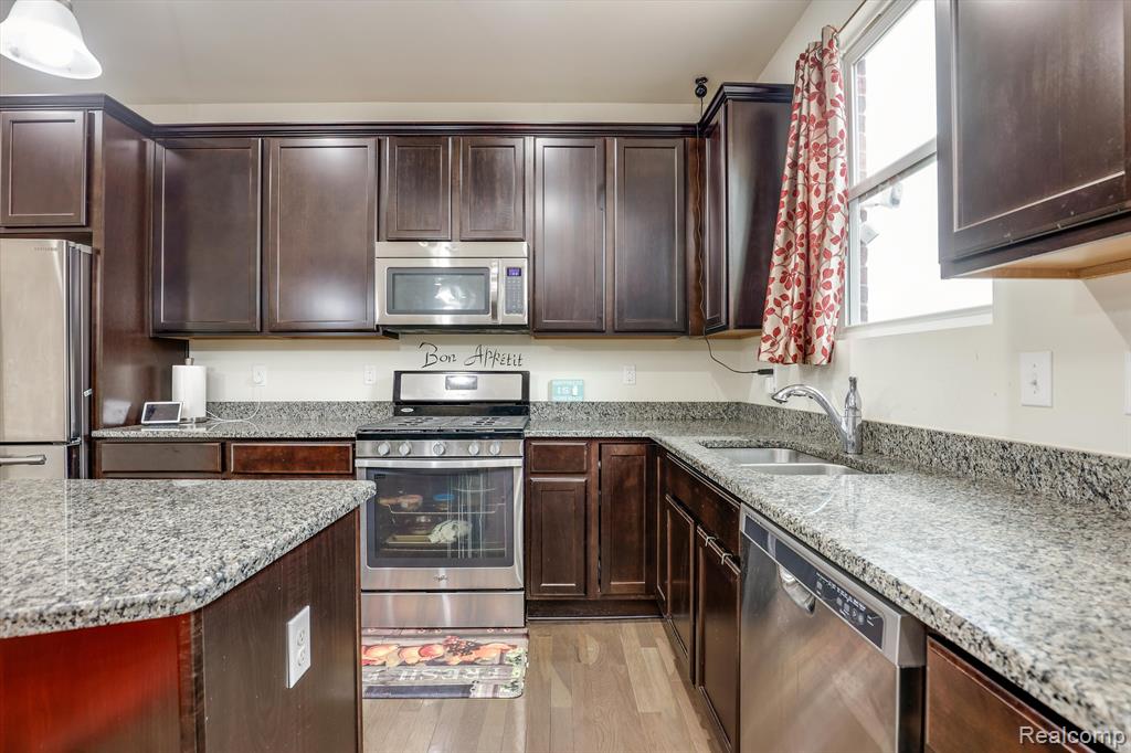 6117 BRANCH Drive, Canton, MI 48187 — Photo 15