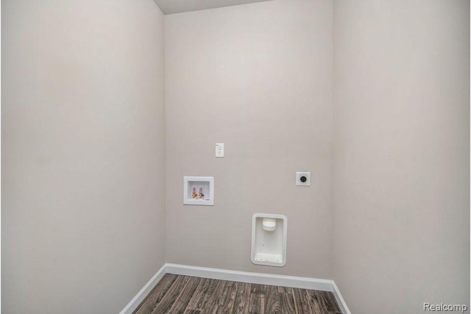 2112 Stillwater Drive, Davison, MI 48423 — Photo 18