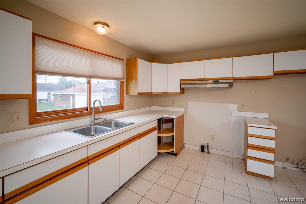 5401 Ternes Street, Dearborn, MI 48126 — Photo 7