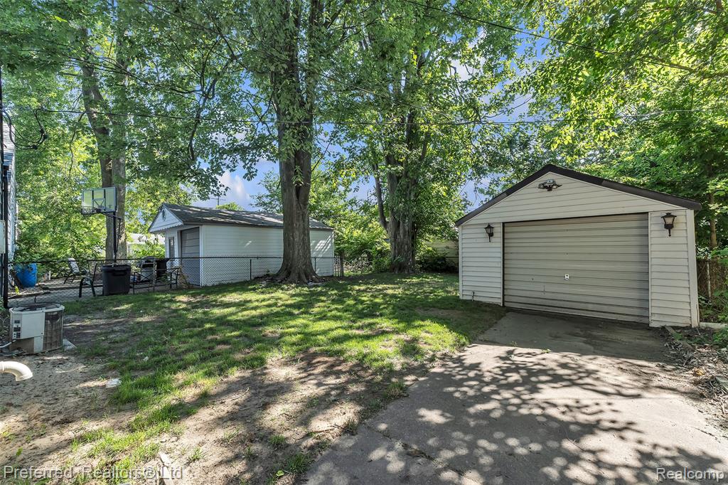 9624 Columbia, Redford, MI 48239 — Photo 40