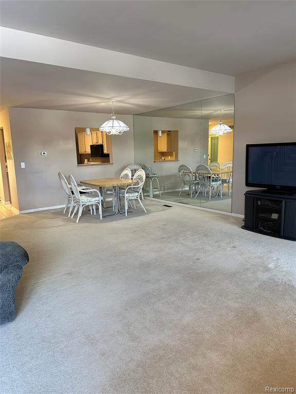 2753 MAITLAND Drive, Ann Arbor, MI 48105 — Photo 13