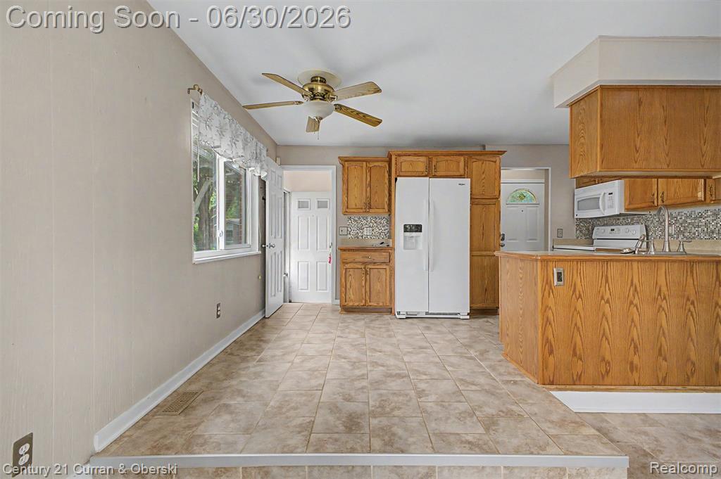42519 Applecreek Drive, Plymouth, MI 48170 — Photo 16