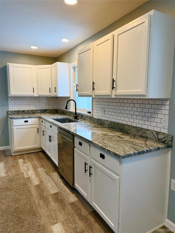 5976 Falkenbury Road, North Branch, MI 48461 — Photo 18