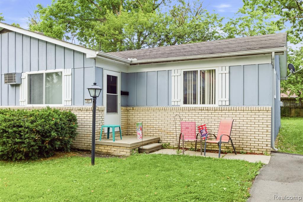 625 S 11th Street, St. Clair, MI 48079 — Photo 35