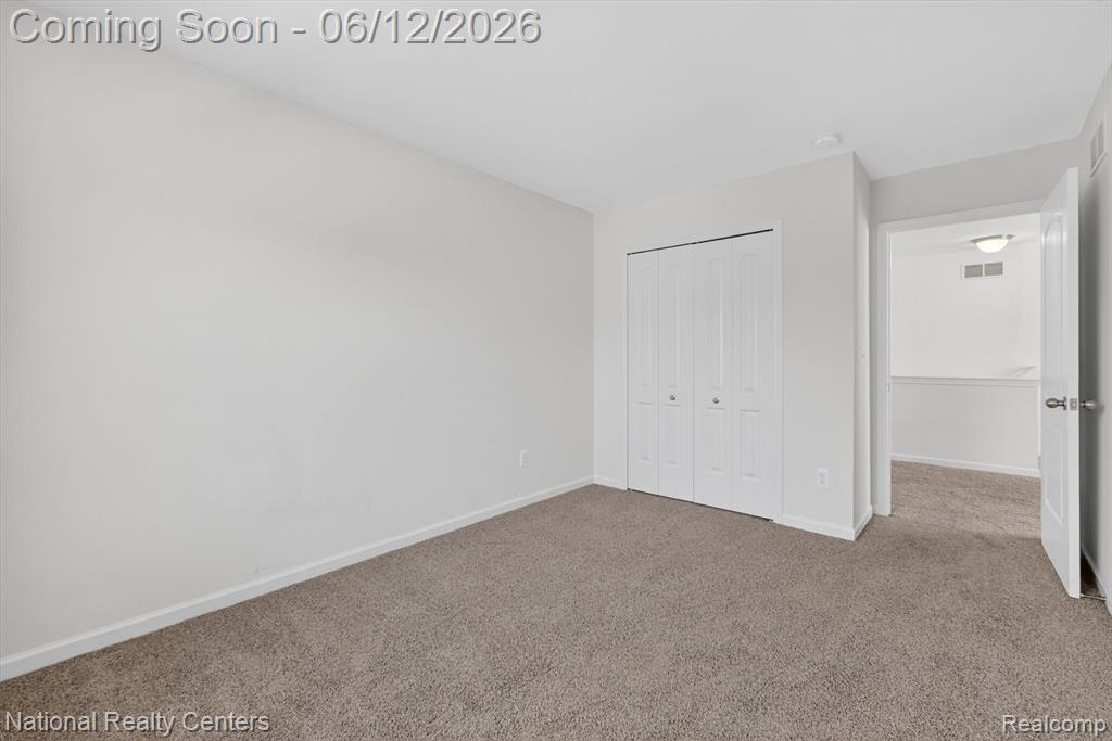59697 TWIN PINES Drive, New Hudson, MI 48165 — Photo 32