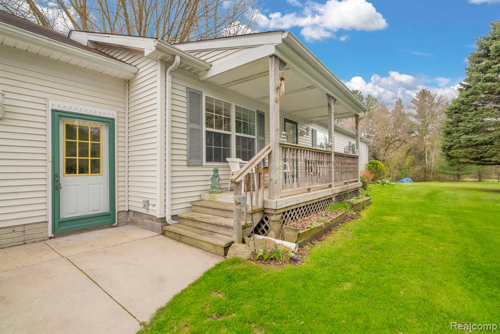6562 Custer Road, Port Sanilac, MI 48469 — Photo 10