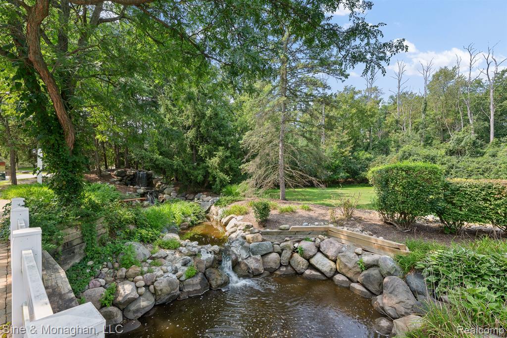 35595 Court Ridge Court, Farmington Hills, MI 48335 — Photo 34