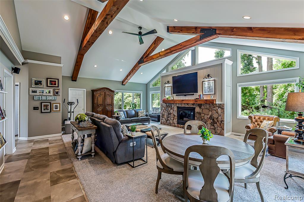 4990 Broomfield Lane, West Bloomfield, MI — Photo 31