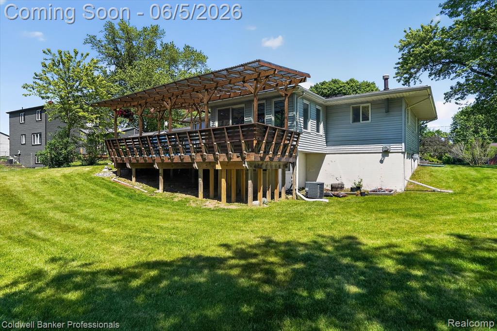 6076 Wild Turkey Road, Grand Blanc, MI 48439 — Photo 45